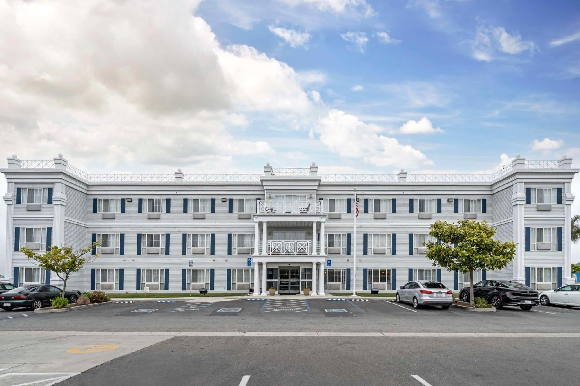 Best Western Salinas Monterey Екстериор снимка